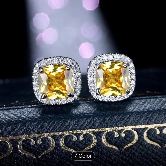 New Yellow Diamond CZ Cushion Square Stud Earrings NWT bridal - Picture 6 of 7